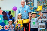 Столичные инспекторы ГИБДД проводят практические уроки безопасности среди детей