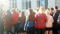 Учебно-тренировочная эвакуация детей и персонала с участием сотрудника МЧС в школе №1000