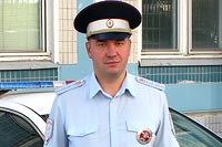 Полицейский спас на пожаре домашнюю кошку