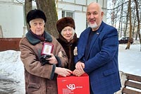 Глава муниципального округа встретился с ветеранами Великой Отечественной войны - детьми блокадного Ленинграда