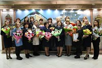 В УВД по ЗАО поздравили сотрудников службы делопроизводства и режима