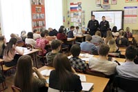 Инспекторы ГИБДД Западного округа провели профилактическую встречу со студентами